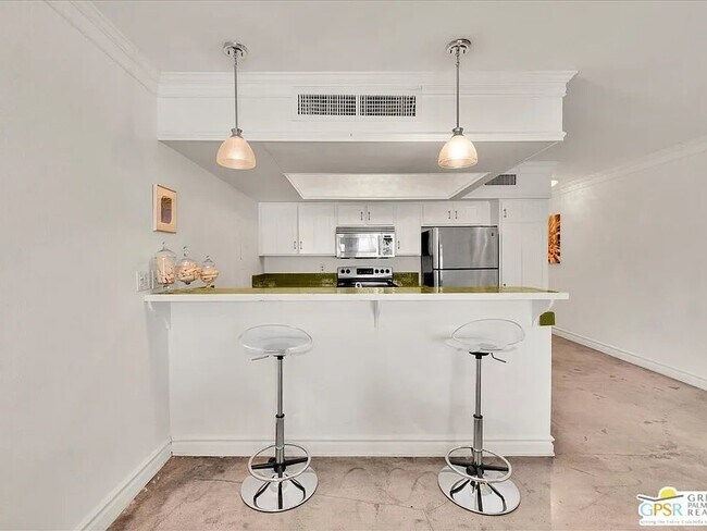 1655 E Palm Canyon Dr Unit 189