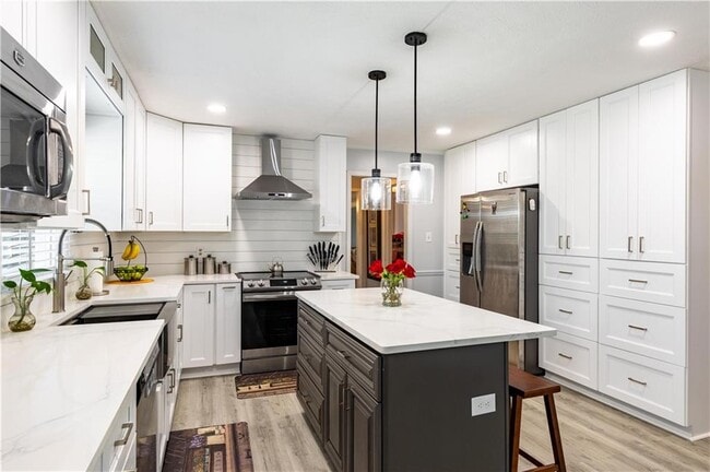 Building Photo - 2599 Hickory Cove SW Rental