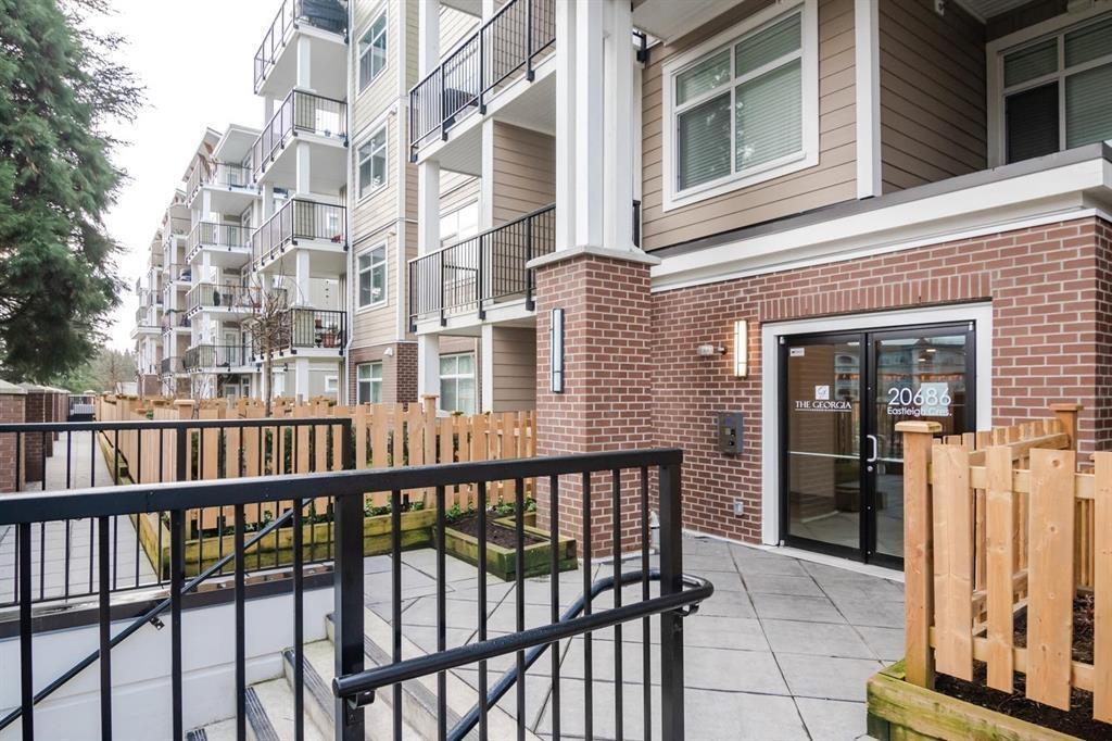 Photo - 20686 Eastleigh Crescent Unit 412