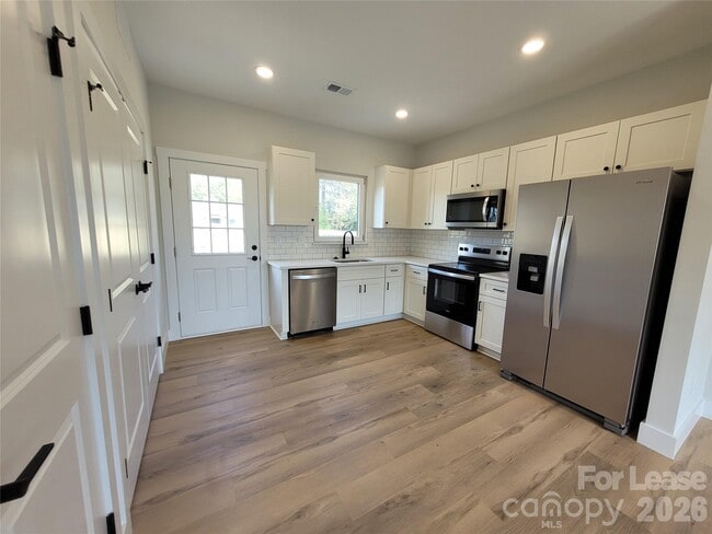 Photo - 1214 Pearl St