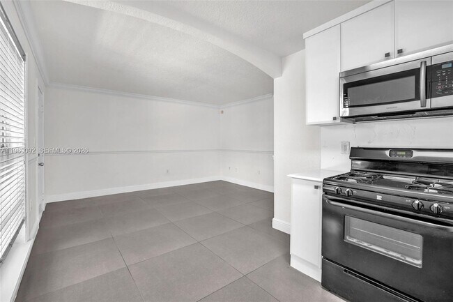 Photo - 3245 Virginia St Unit 26