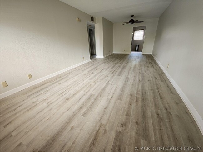 Photo - 2607 NE 8th Ave Unit 33