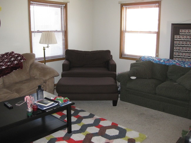 Photo - 330 S Lucas St Unit 2