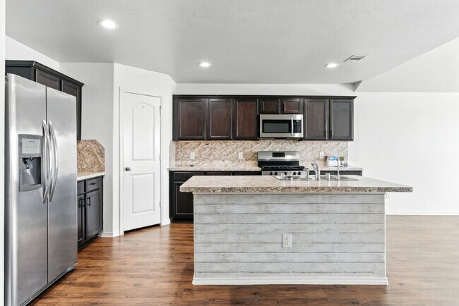 Photo - 20939 Wedgewood Chase Wy