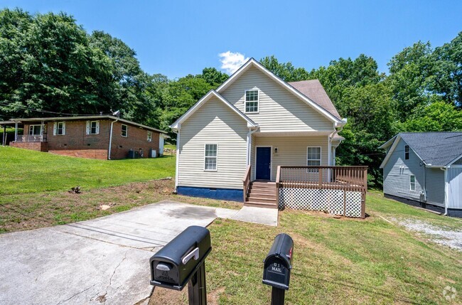Building Photo - 2271 Sisk St NW Rental