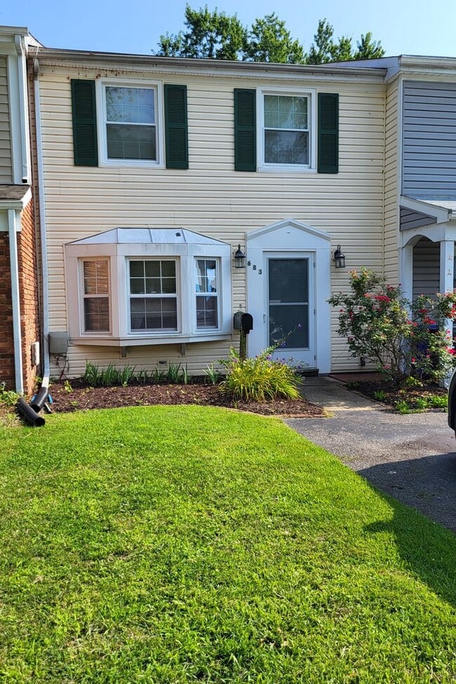 Building Photo - Rumsey Island Living! Rental
