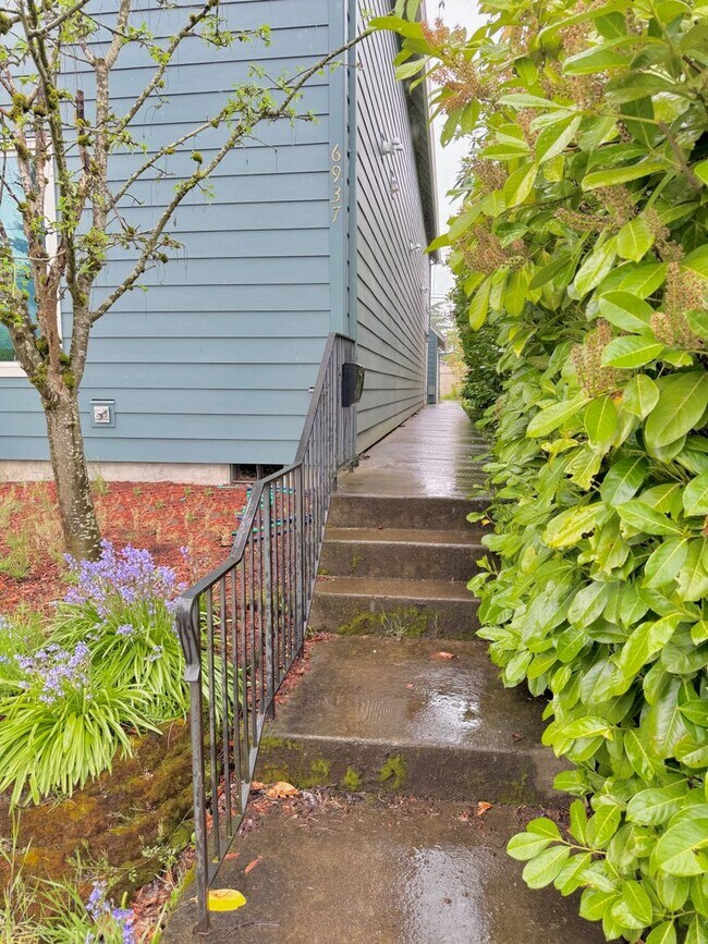 Photo - ROMAA01 Unit 6937