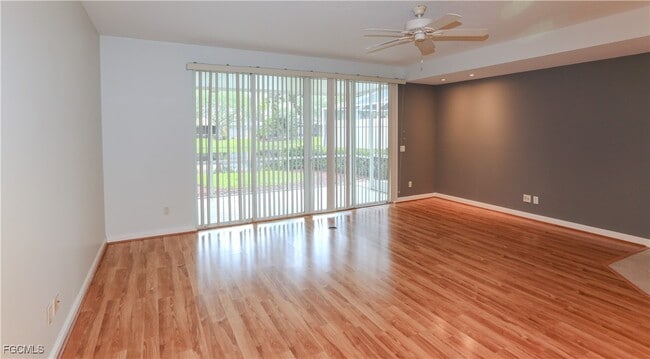 Photo - 5823 Cove Cir Unit 8