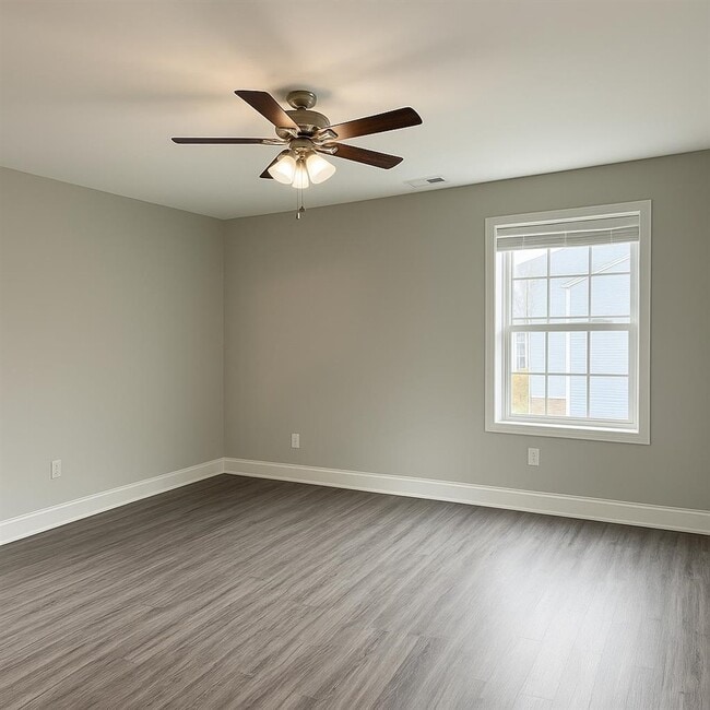 Photo - 1412 Magnolia St