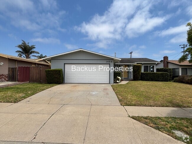 Building Photo - Three bedroom North Salinas Home on Linwoo...