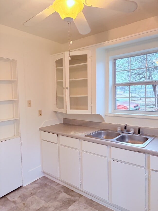 Photo - 467 N Paddock Ave