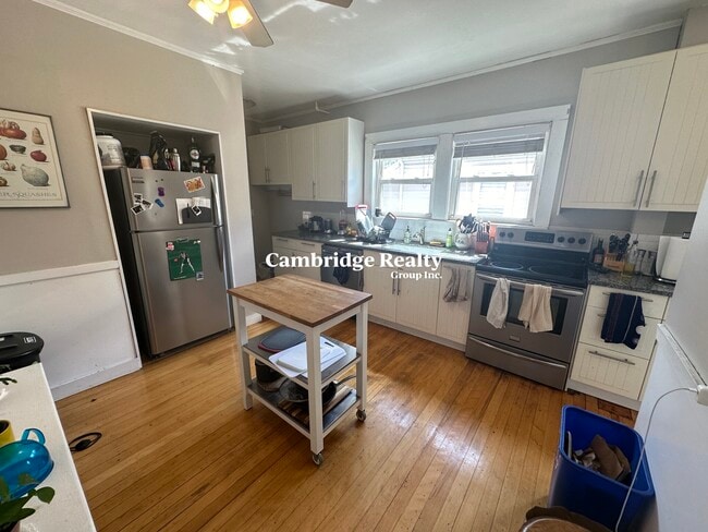 Photo - 281 Alewife Brook Pky Apartamentos Unidad #2T
