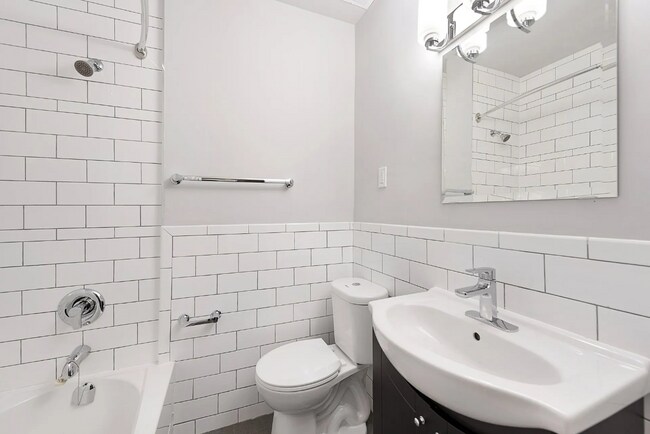 Photo - 166 Wilson Ave