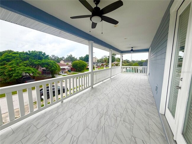 Photo - 2125 W St Joseph St