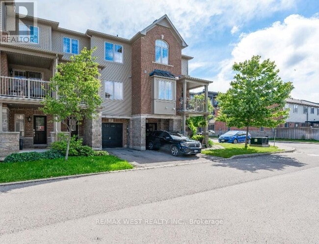 Photo - 515 Winston Rd