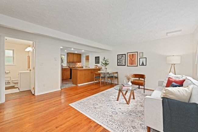 Photo - 13804 Redmond Wy