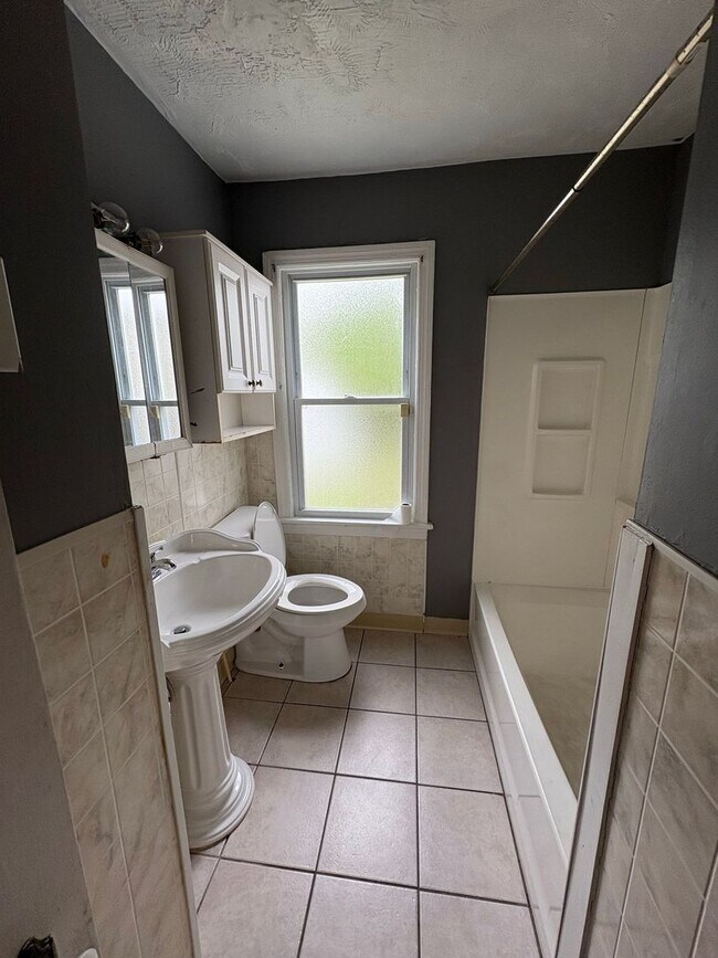 Photo - 5210 Cato St