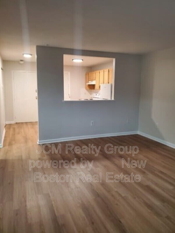 Photo - 700 Cummins Hwy Unidad G2 / 1st Floor