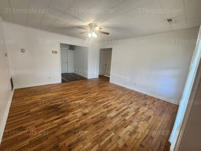 Photo - $995 - 3 bedroom / 1 bathroom Single Family Home
