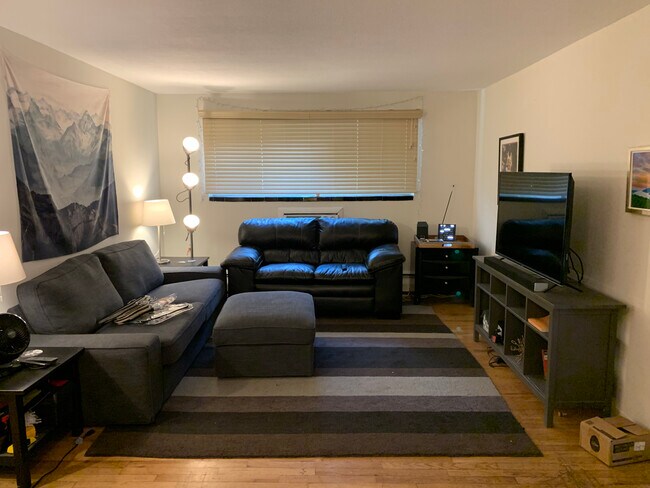 Photo - 239 Kelton St Unidad 12AD
