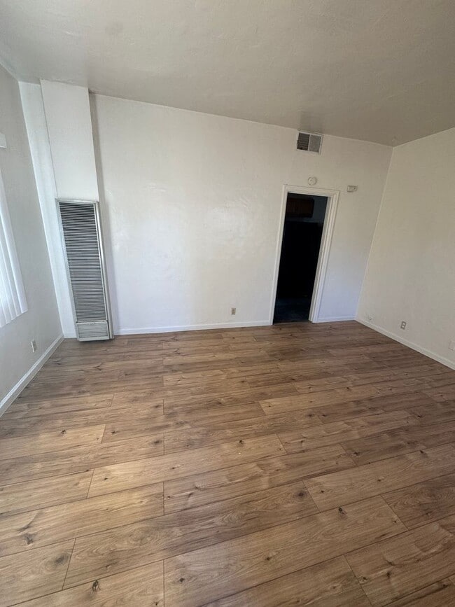 Photo - 120 N Wilbur Unidad 120 N. Wilbur