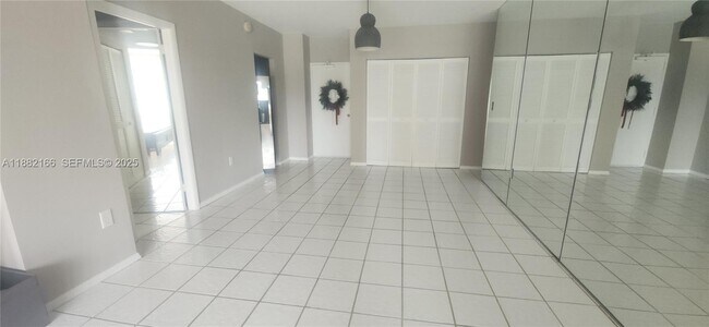 Photo - 1985 S Ocean Dr Unidad 2N