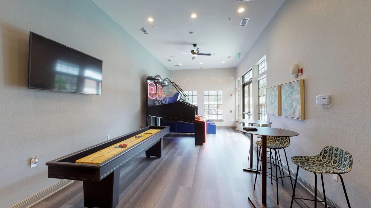 Photo - Landmark Apartments- AL