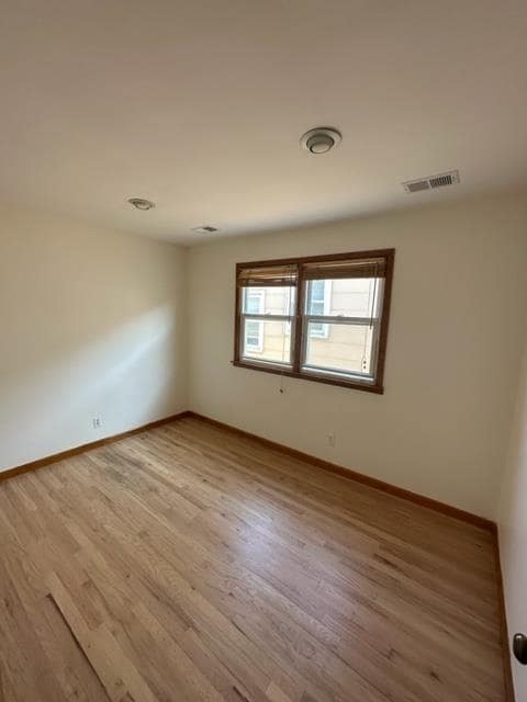 Photo - 156 W 21st St Unit 2