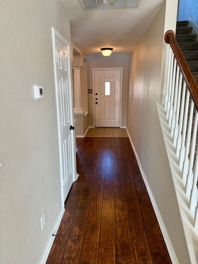 Photo - 5704 Drystone Ln