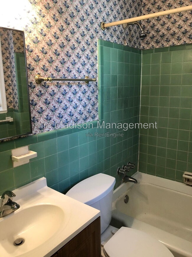 Photo - 115 Hibiscus Ave
