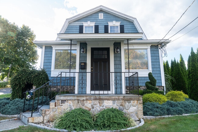 Photo - 231 Buckingham St