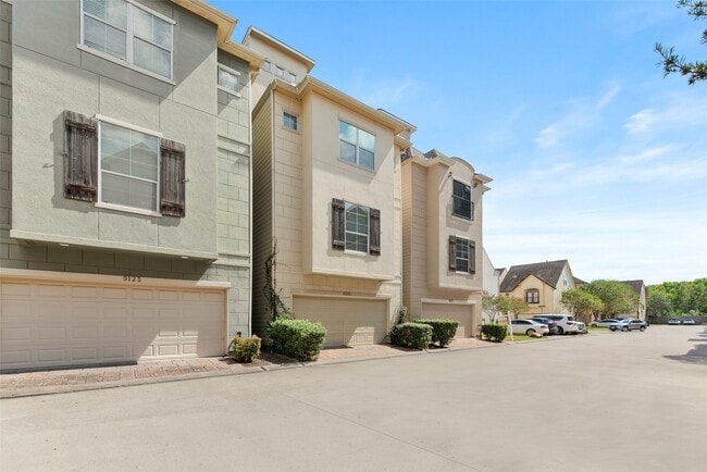 Photo - 9125 Harbor Hills Dr