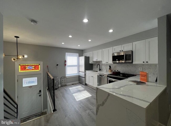 Photo - 402 N Chapel St