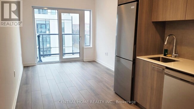 Photo - 7439 Kingston Rd Unité 817