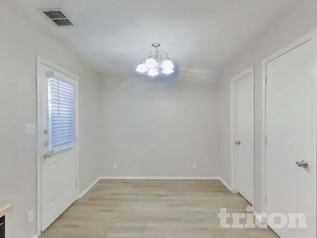 Photo - 2615 Thunder Gulch