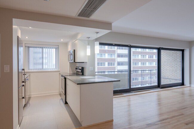 Photo - 3435 Rue Drummond Unit 63