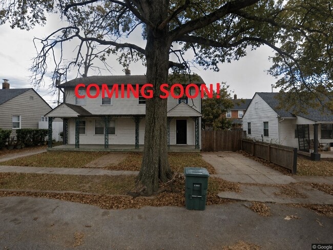 Building Photo - 911 Bryan St