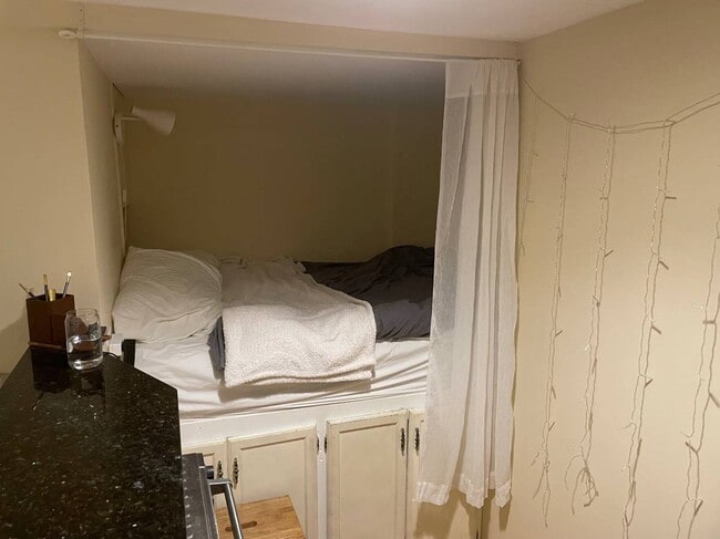 Photo - 8 Fulkerson St Unit R