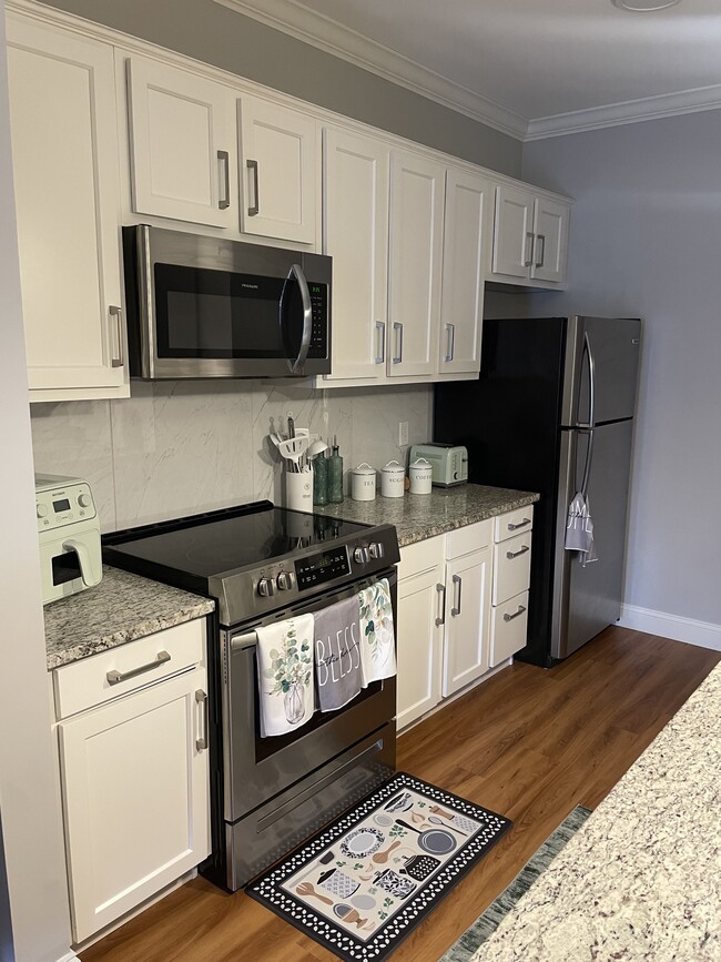 Beautiful Granite Kitchens!