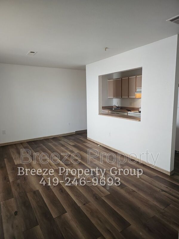 Building Photo - 18 Southard Ave Rental