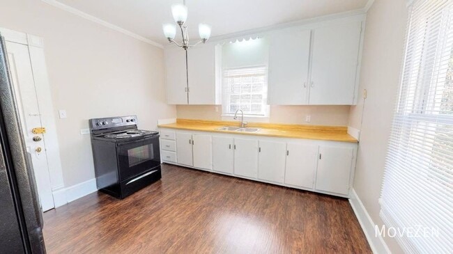 Photo - 130 Spring St SW Unidad 4