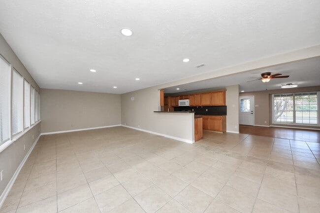 Photo - 7914 Marinette Dr