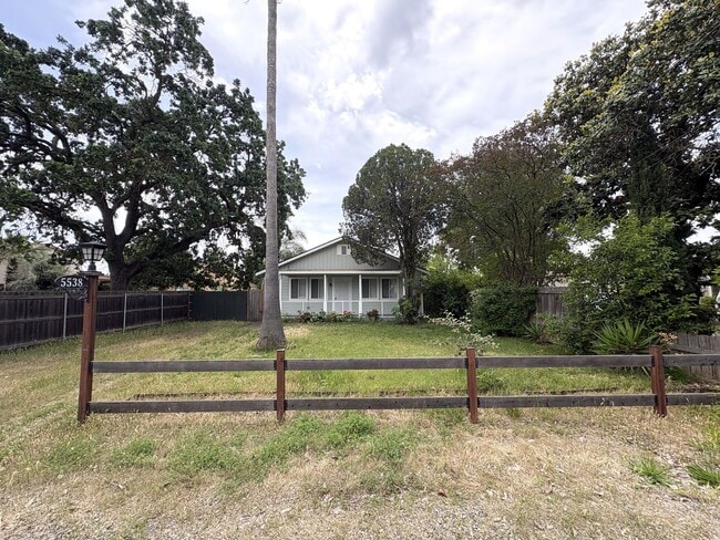 Photo - Updated Sacramento 2bd/1ba House Near UCD!