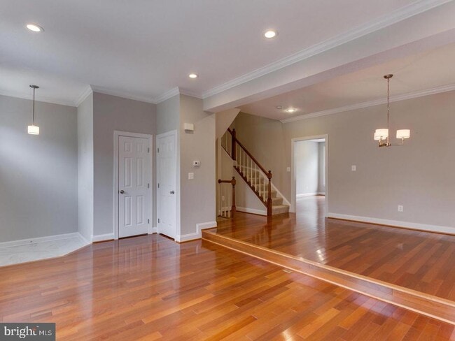 Photo - 9421 Van Arsdale Dr