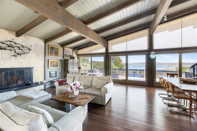 Photo - 154 W Lake Dr