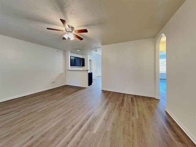 Photo - 3410 Maris Way