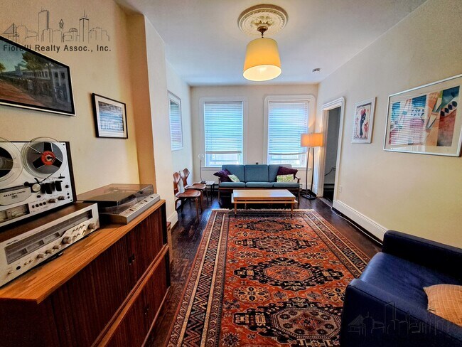 Building Photo - 17 Tileston St Rental