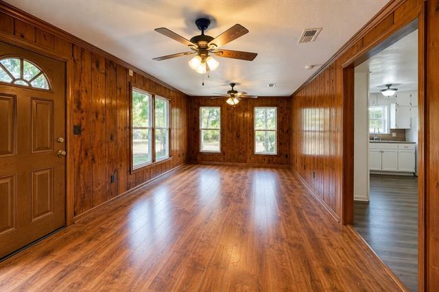 Photo - 600 Old Justin Rd