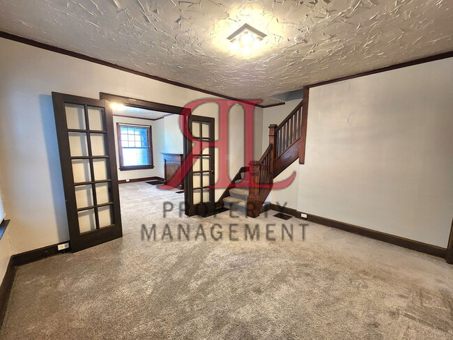 Photo - 2086 N 4th St