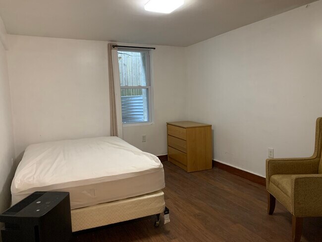 Photo - 12 Verndale St Unidad 1